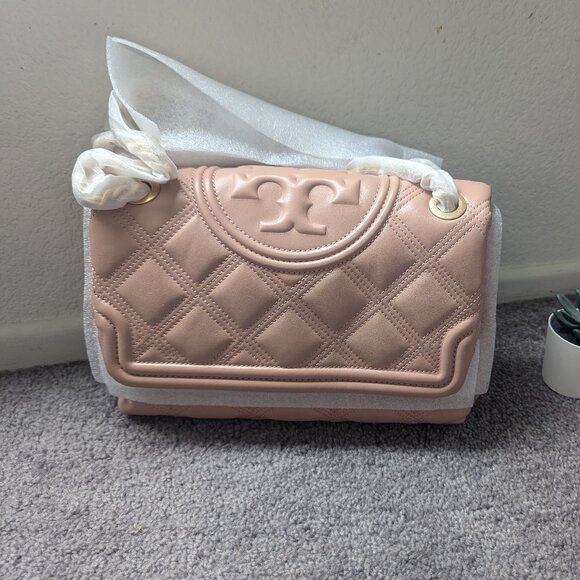 FLEMING SOFT CONVERTIBLE SHOULDER BAG - Picture 1 of 7